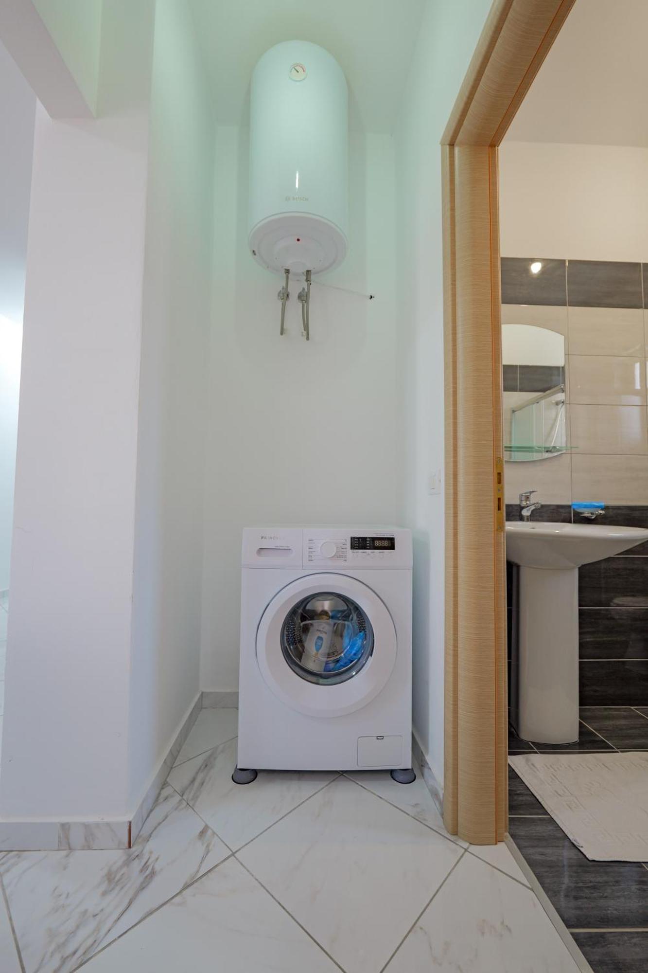 Valentina Apartment 1 Sarandë Eksteriør billede