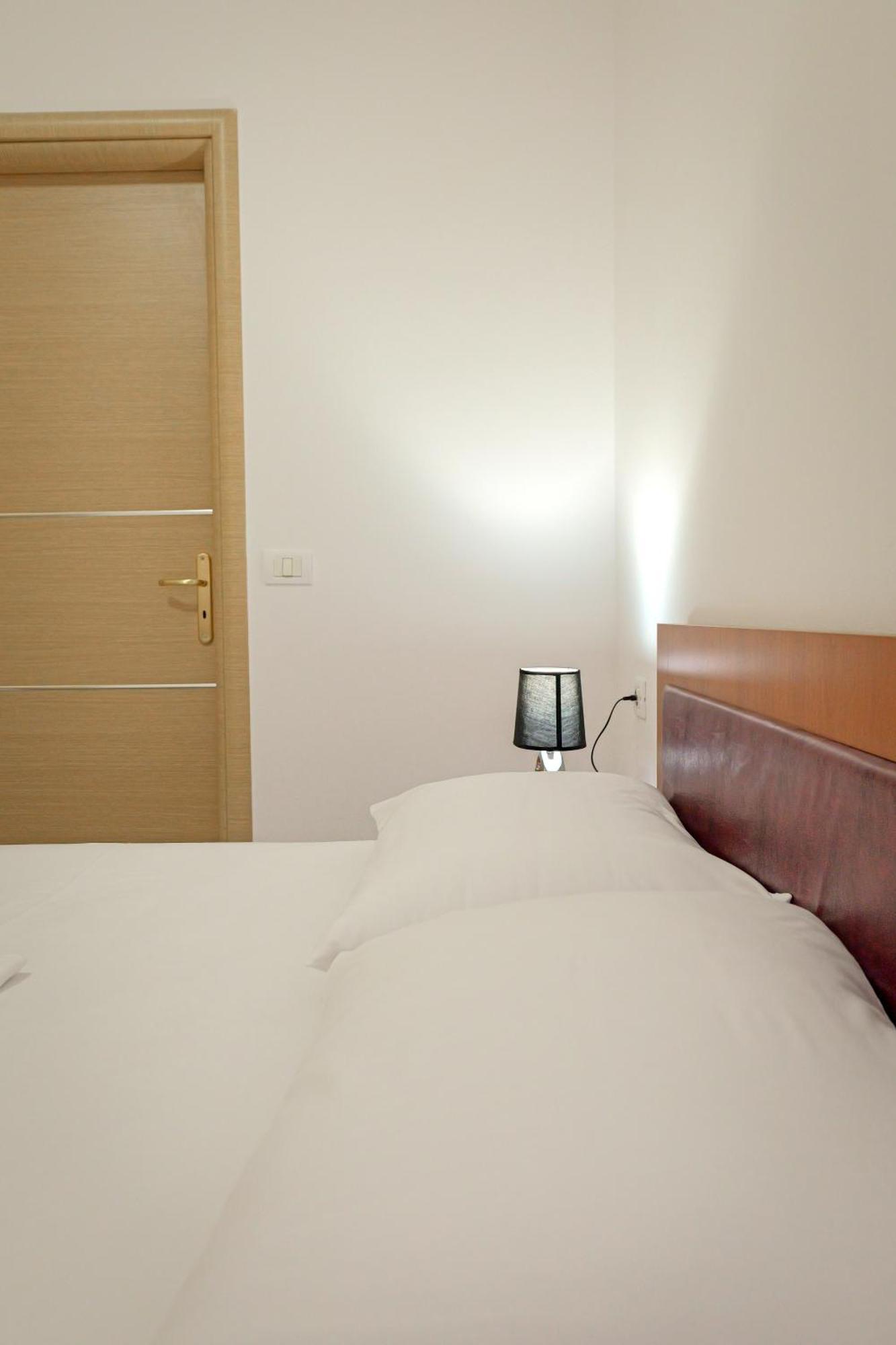 Valentina Apartment 1 Sarandë Eksteriør billede